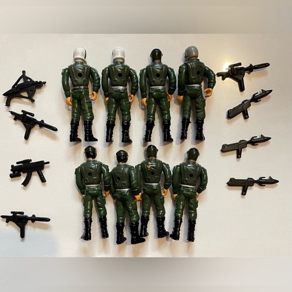 8 Desert Defender Action Figures (SGI, Sungold MFG. CO) 1980s. 4 inch. - Picture 2 of 2